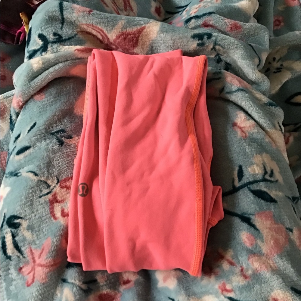 Older Lululemon leggings only worn a few times